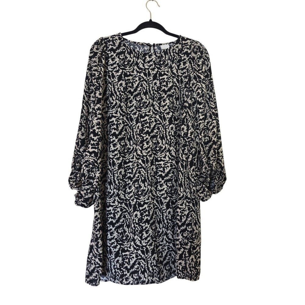 H&M Patterned Wide Sleeved Mini Dress NWT Medium Black White Hobo Style